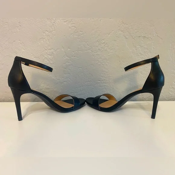 A New Day black heel - Picture 2 of 3